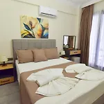 Mykonut Boutique 2*