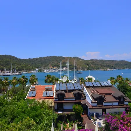 Oda ve Kahvaltı Mykonut Boutique 2*