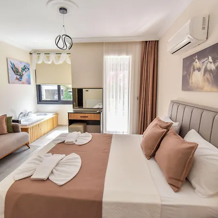 Mykonut Boutique 2* フェティエ